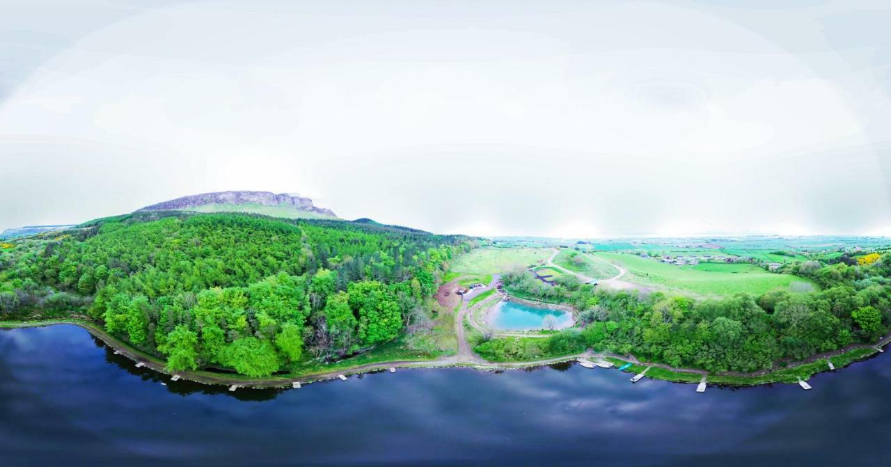 リマバディ Waterfall Caves Turn-Around-Housesヴィラ エクステリア 写真